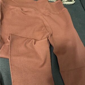 Ribbed Brown Leggings